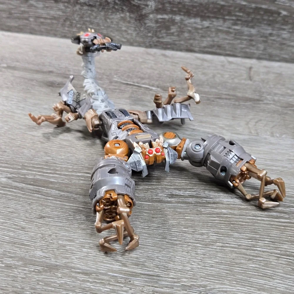 Transformers Action Figure Lot: 2007 Movie Deluxe Scorponok & Armada Scavenger M